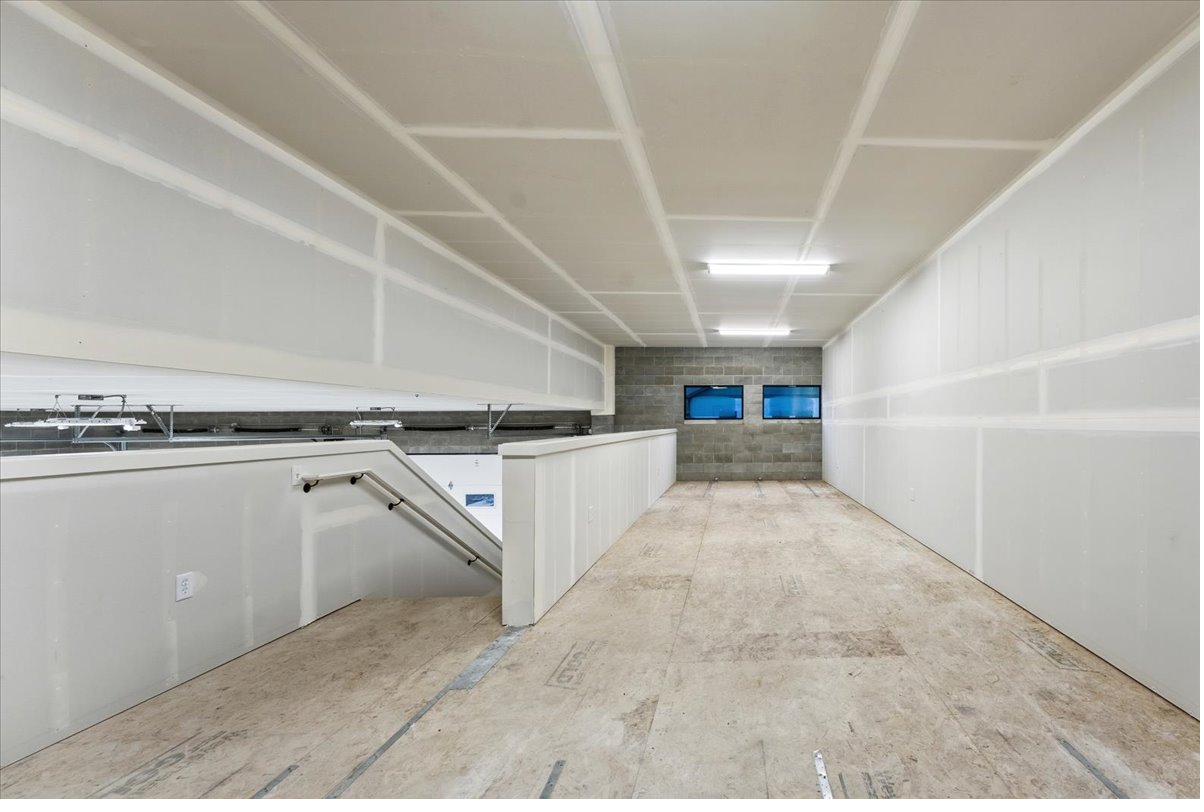 Second-story mezzanine loft space